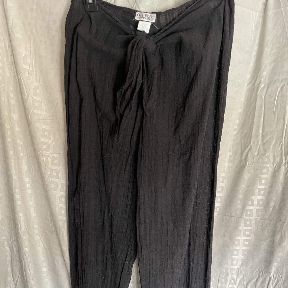 Excellent used condition. One-of-a-kind harem pant